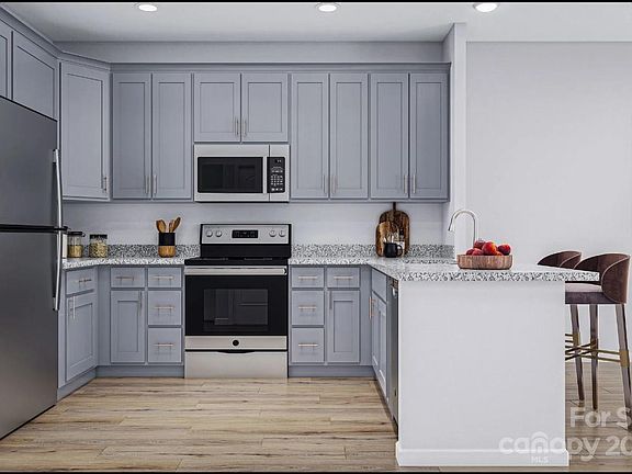 4th image of 1114 Foundry Dr #503