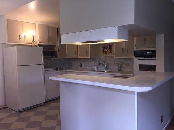 3rd image of 12946 Walsh Ave APT 1