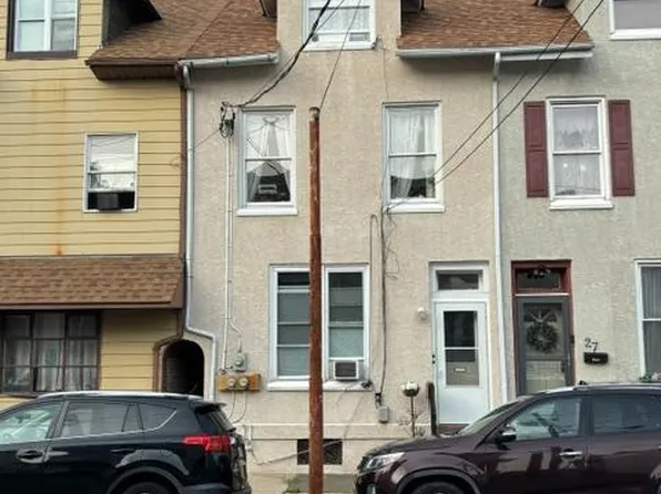 29 W 5th St, Boyertown, PA 19512