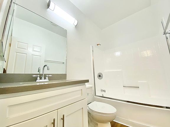 3rd image of 1323 N Sierra Bonita Ave #217A