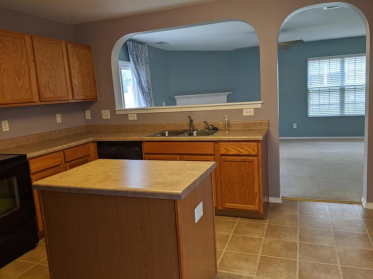 4804 Rockport Dr — Photo 9
