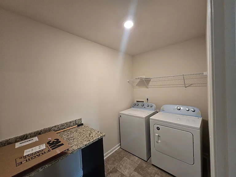 76 Saddle Oaks Ln — Photo 17