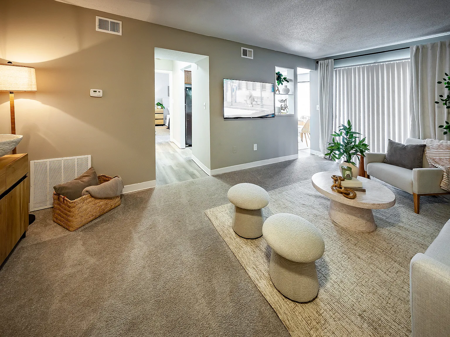 Pebble Point Apartments — Photo 4