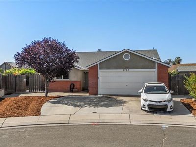 5906 Man O War Ct, Riverbank, CA, 95367