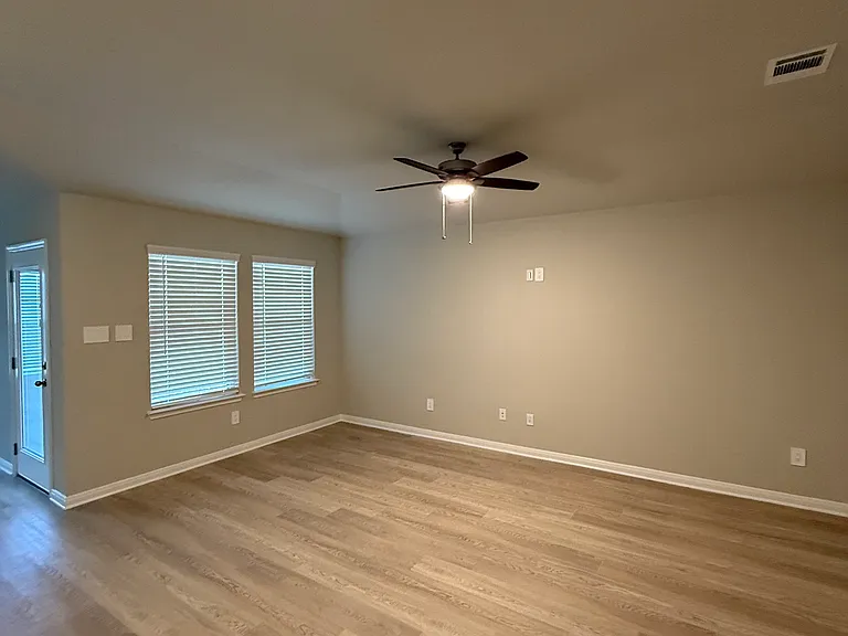 3059 Pike Dr — Photo 6