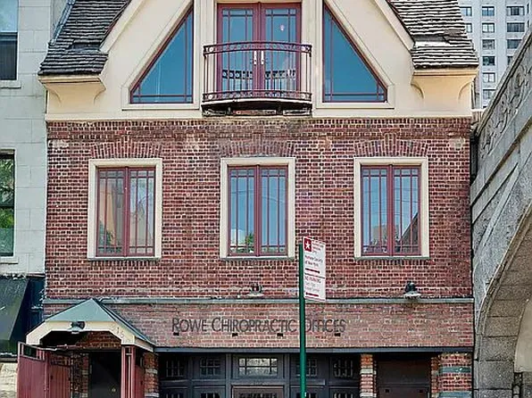 316 E 59th St #1, New York, NY 10022