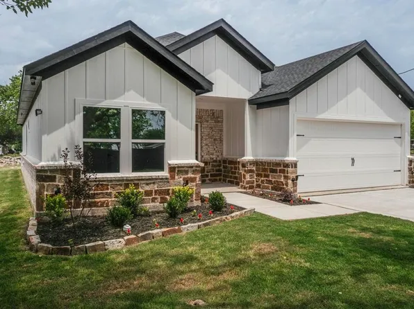 704 Witt, Wolfe City, TX 75496