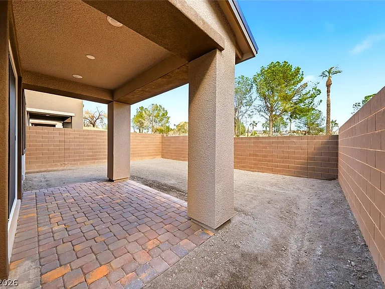 1752 Strada Nathan — Photo 19