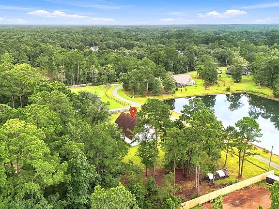 3rd image of 5914 Yellow Dog Rd