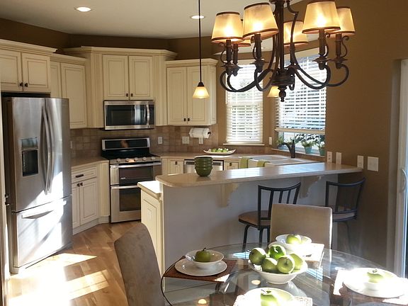Gourmet Kitchen