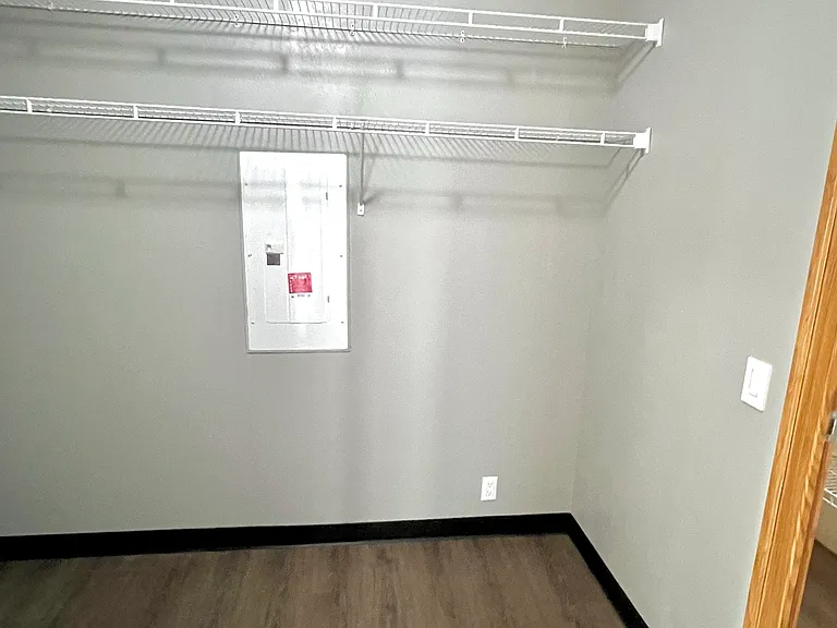 205 S Elm St — Photo 22