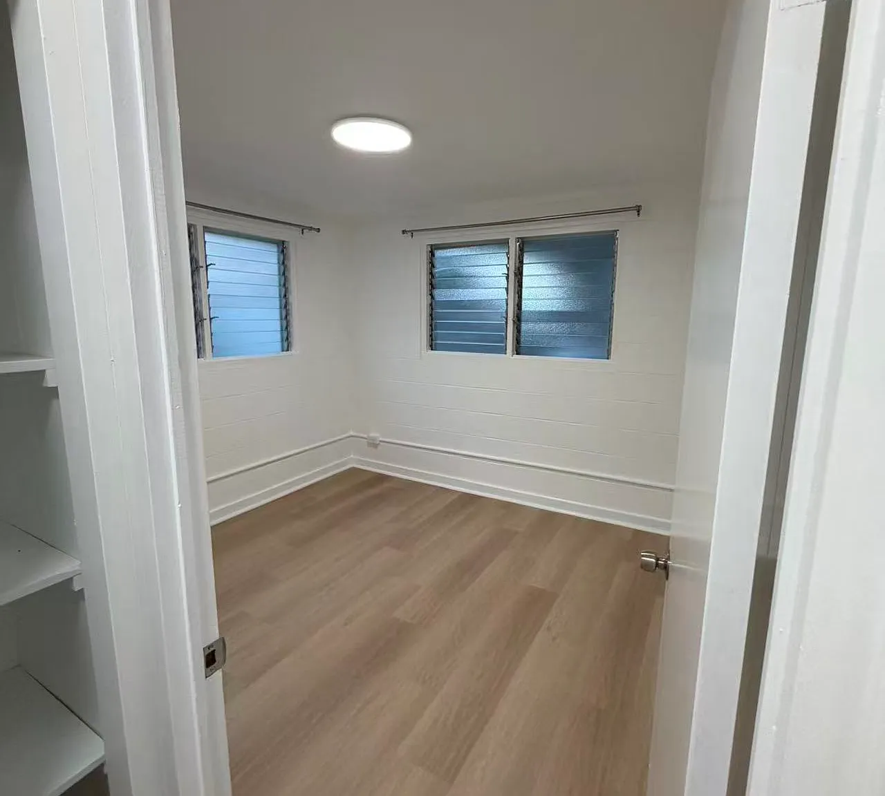 2 bed, 900 sqft, $2,200 — Photo 4