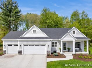 16371 Wickshire Pl, Spring Lake, MI 49456