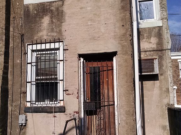 5th image of 1549 S Ringgold St