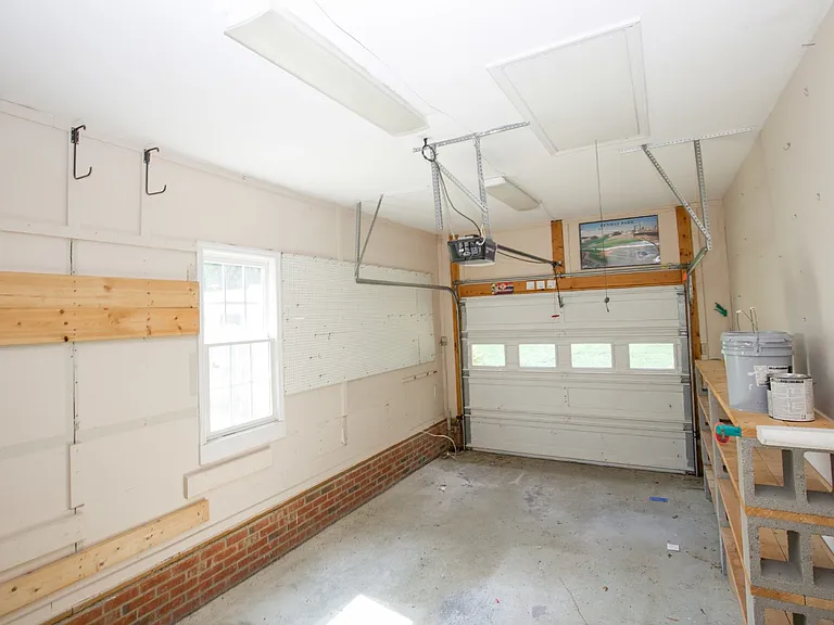 184 Olde Farm Rd — Photo 25