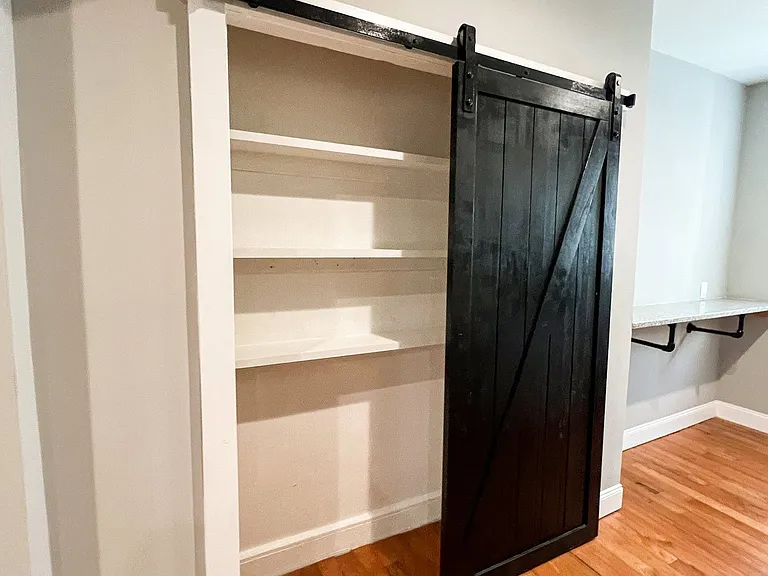 318 N Duke St #5 — Photo 12