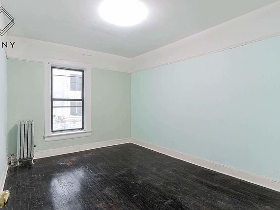 4th image of 1302 Pacific St #2R
