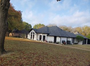 2401 Lake Ridge Rd, Glenn Heights, TX 75154