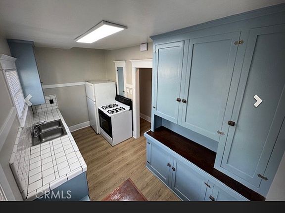 5th image of 489 Gaviota Ave #489