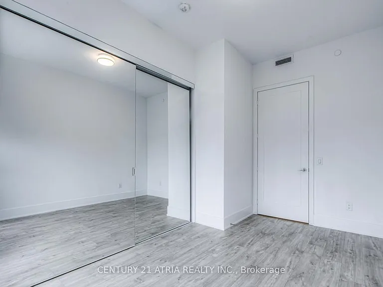 470 Front St W #1812 — Photo 11