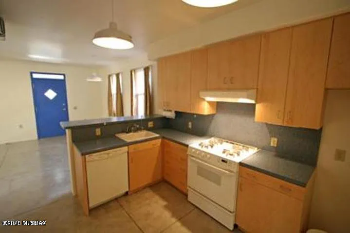 3314 N Fremont Ave — Photo 19