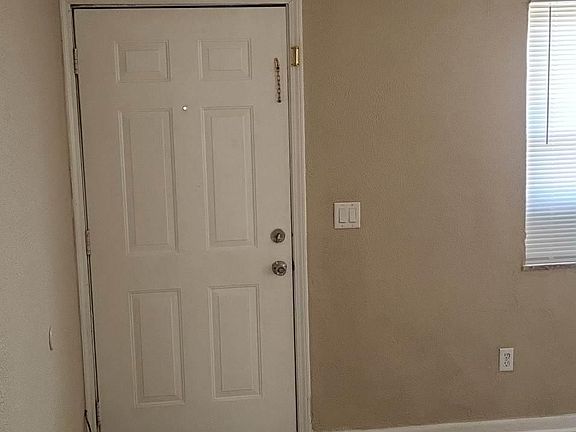 4th image of 1290 Deeds Ave APT C