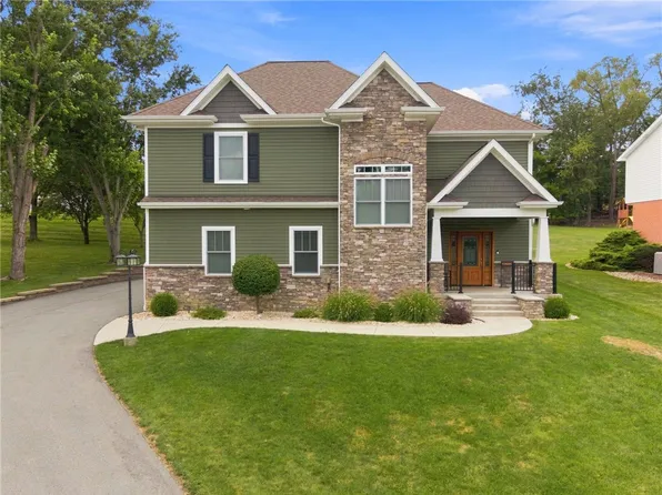 2215 Hyland Rd, Irwin, PA 15642