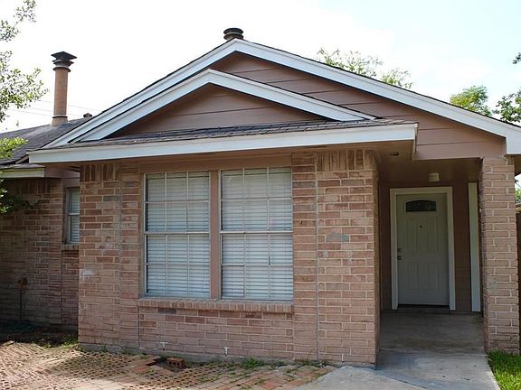3rd image of 10009 Woodico Ct