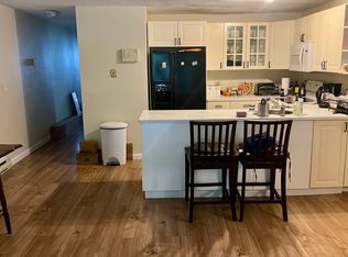 35 Ashumet Rd Unit 1B, Mashpee, MA 02649