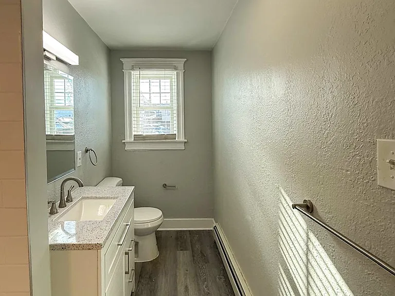 36465 Main St #1 — Photo 13