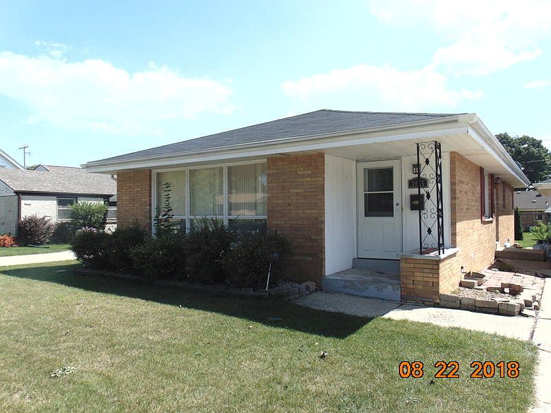 1st image of 3935 E Park Ln