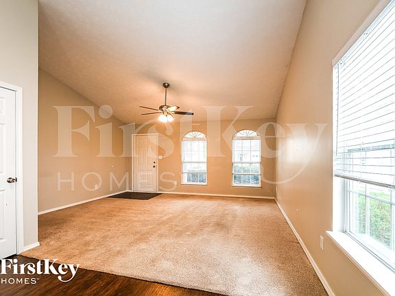 3rd image of 6738 Wimbledon Dr