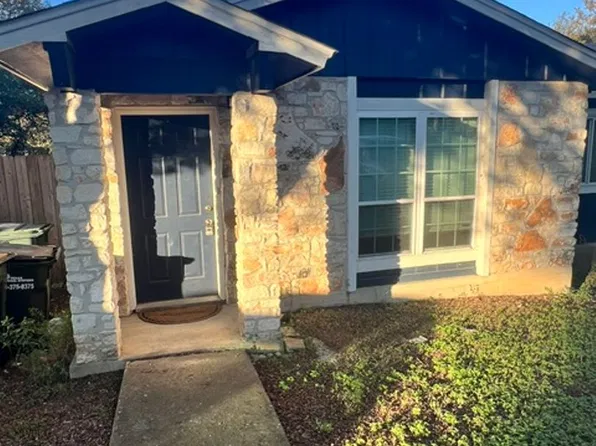 1009 Dartmouth Ave #A, San Marcos, TX 78666