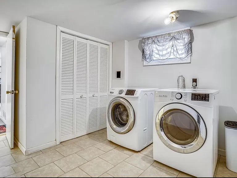 13714 Mayfair Ct — Photo 12