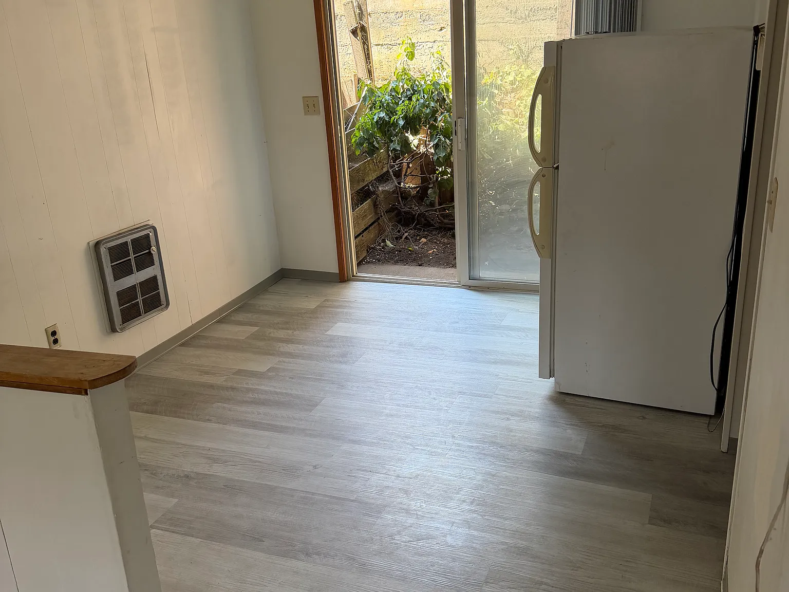 2 bed, 1.5 bath, 1500 sqft, $1,000 — Photo 3