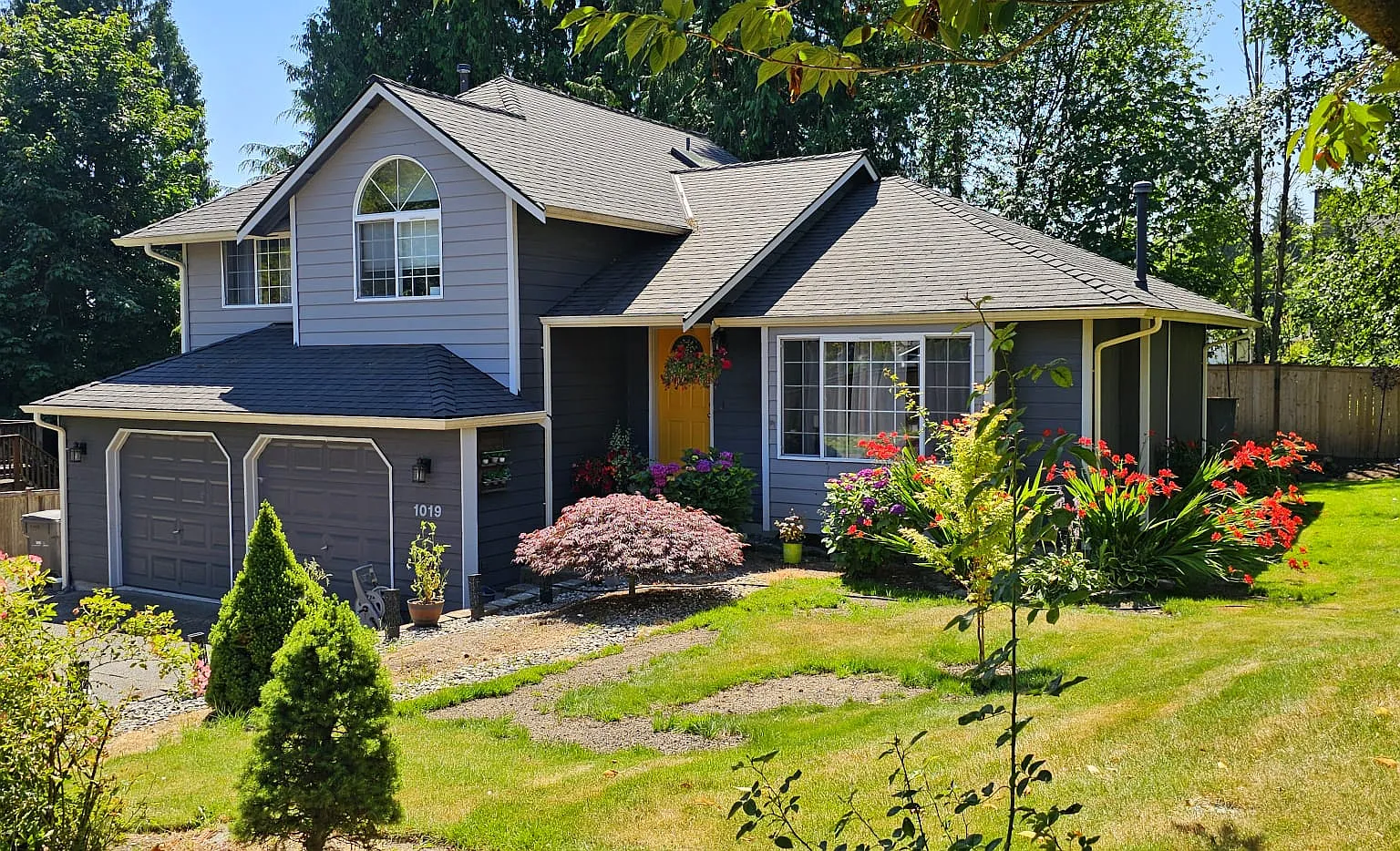 3 bed, 2.5 bath, 1514 sqft, $3,300 — Photo 1