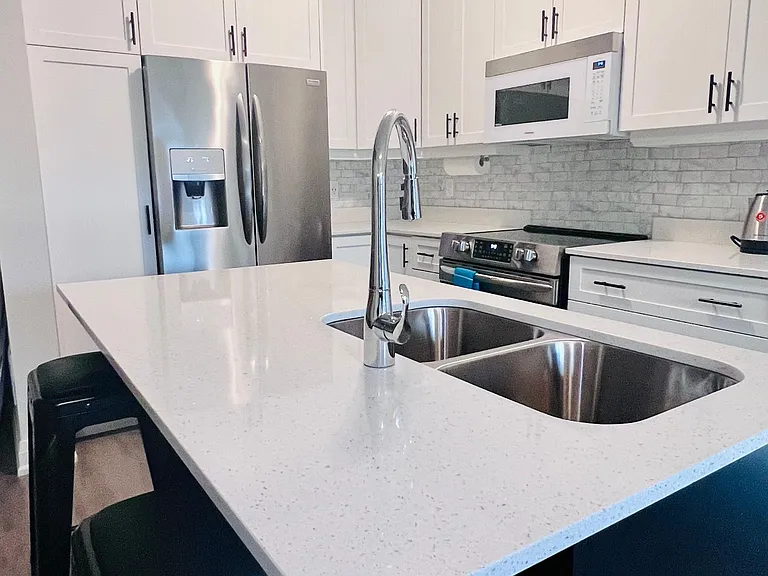 11 Bayberry Ln — Photo 4