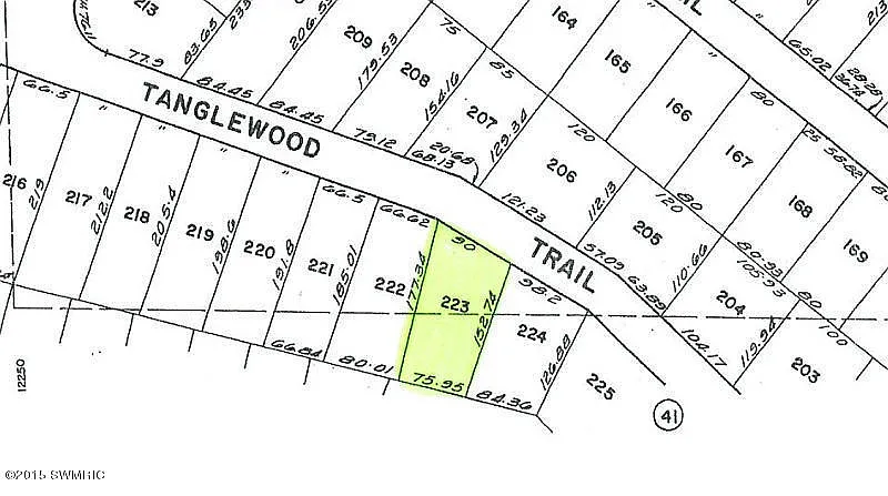 8253 Tanglewood Trl photo 1