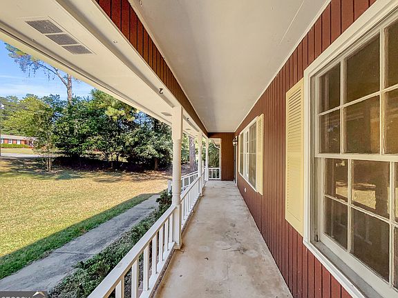 4th image of 315 Forest Heights Dr