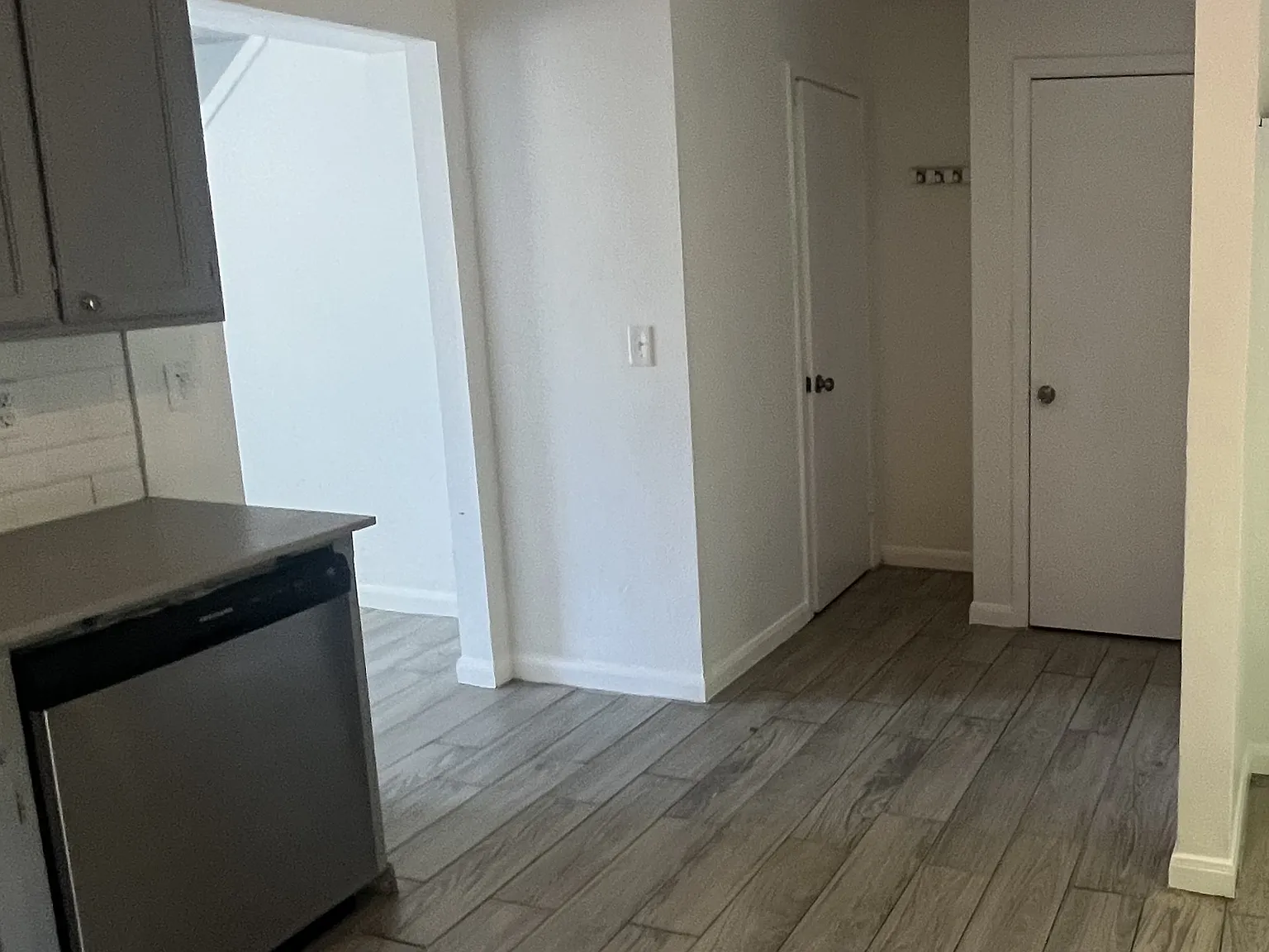 6340 Midway Rd — Photo 2