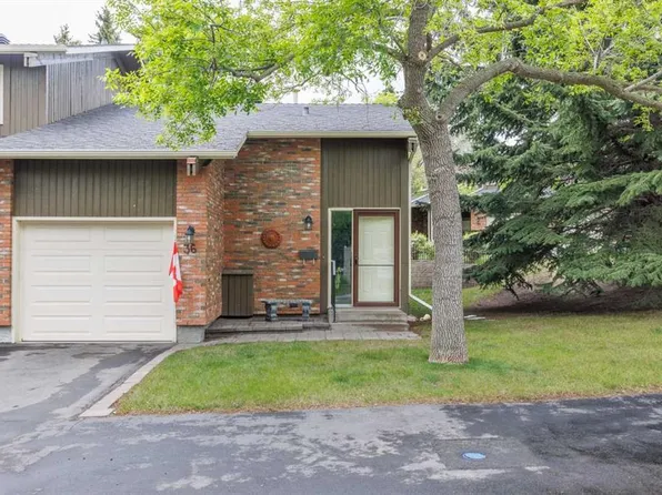 10001 SE Brookpark Blvd SW #36, Calgary, AB T2W 3E3