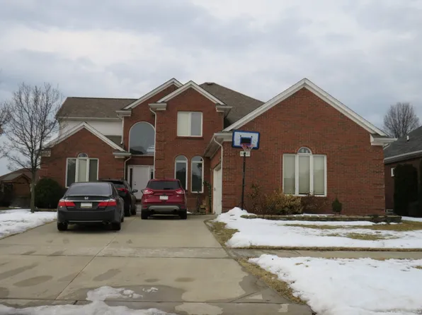50207 Josephine Dr, Macomb, MI 48044