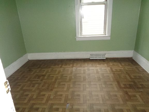 5th image of 10251 S Avenue M