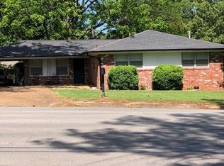 1054 Pine St, Florence, AL 35630