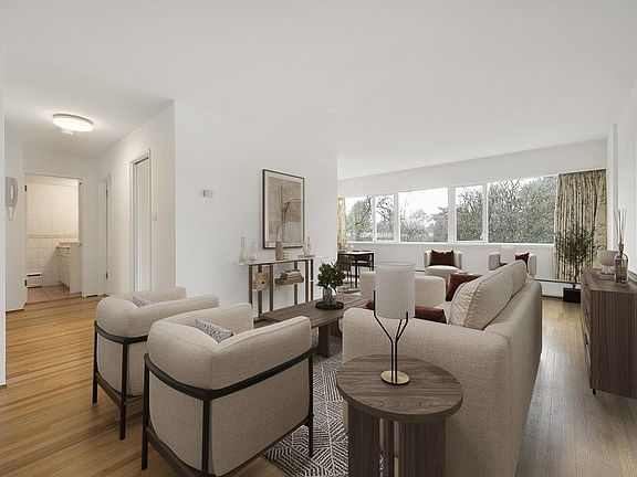 3rd image of 6026 Tisdall St #204