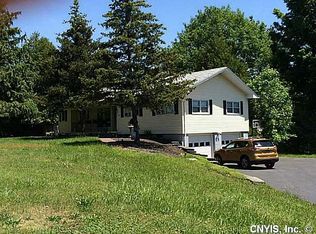 22381 Riverbend Dr E, Watertown, NY 13601