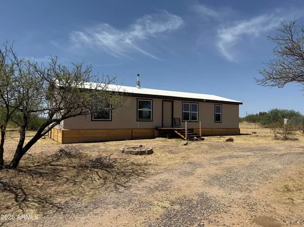 10080 E LIVVY Lane, Hereford, AZ 85615
