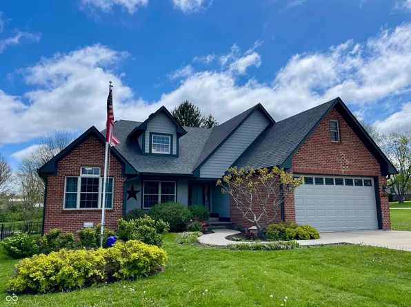 12043 N Berling Dr, Mooresville, IN 46158