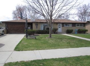 1820 7th St SW, Minot, ND 58701