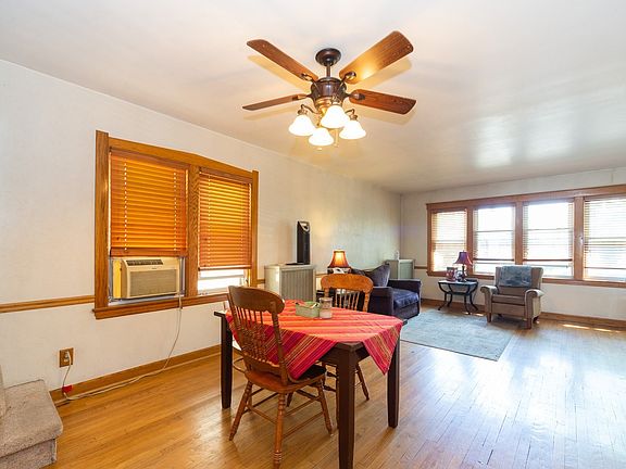 4th image of 2844 N 77th Ave